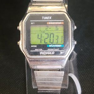 Vintage Classic TIMEX Indiglo Digital Multi-Function Men's Watch T78677